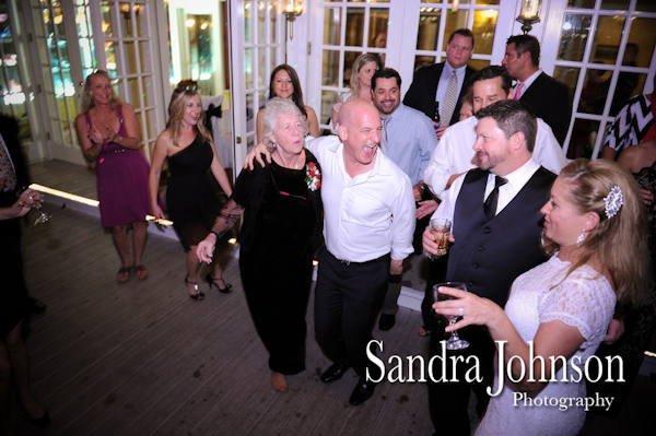 Best Courtyard Lake Lucerne wedding photographer - Sandra Johnson (SJFoto.com)